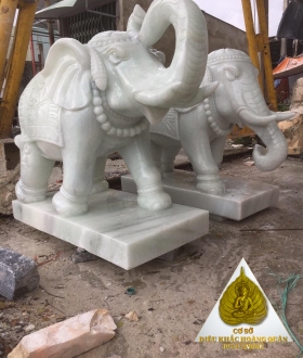 Tượng Voi Bằng Đá Hoàng Quân