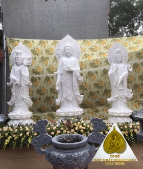 Bộ Tam Thánh 