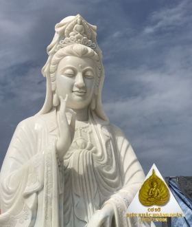 Tượng Quan Âm -Hoàng Quân 010
