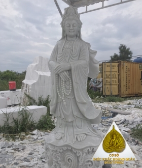 Tượng Quan Âm.Hoàng Quân06