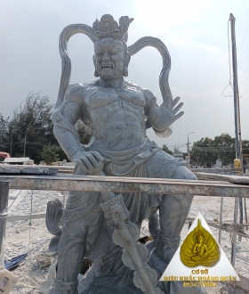 Tượng Hộ Pháp -Hoàng Quân 