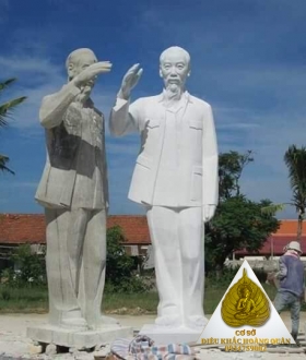 Tượng Đá Hoang Quân